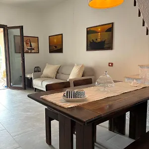 Casa vacanze Splendida Kal'e Moru, Marongiu